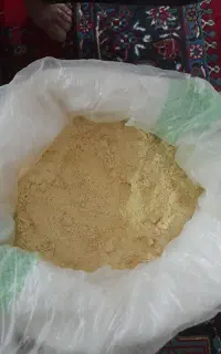 شیرین بیان تازه آسیاب شده