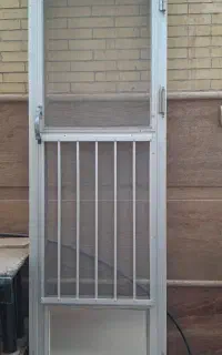 درب الومینیومی توری