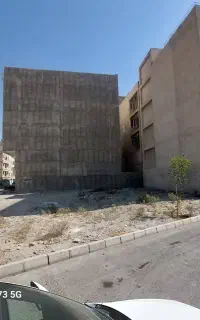 ۳۵۰ متر زمین مسکونی / دو بَر / آماده ساخت