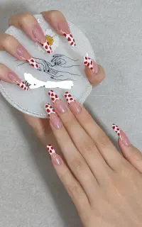کاشت ناخن تا آخر هفته فقط ۳۷۰