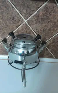 کتری شیر دار
