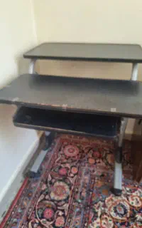 میز کامپیوتر