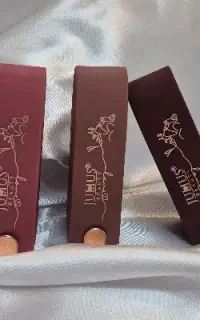 رژ جامد جولیوس
