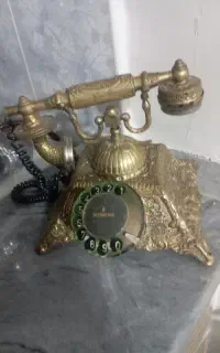 تلفن برنجی سنگین