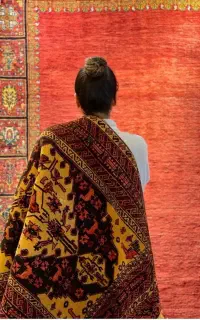 فرش گل رز دودی زغالی بافت مشهد کد ۱۲۳۵