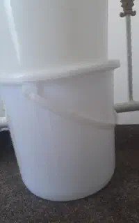 سطل فروشی