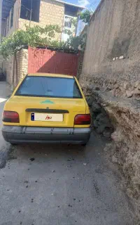 تاکسی پراید