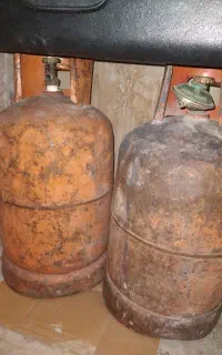 دو عدد کپسول