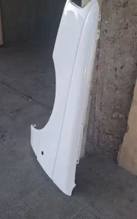 گلگیر جلو فابریک کارخانه پارس و ۴۰۵ سفید
