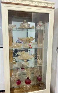 بوفه تزئینی در حد نو