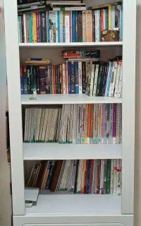 کمد کتابخانه کشودار
