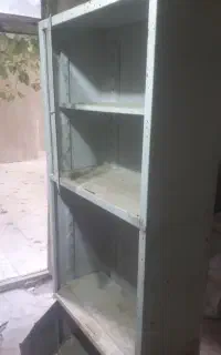 قفسه فلزی