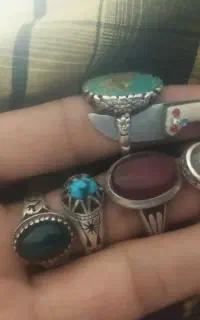 تعداد پنج انگشتر نقره