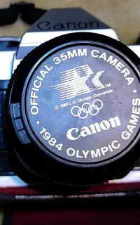 دوربین عکاسی کانن ،2 عدد فلش ، لنز فوتوگرافی کانن