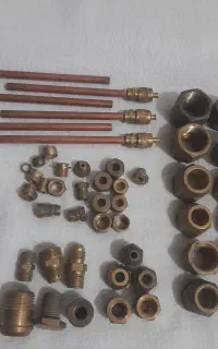 تعدادی اتسالات کولر گازی موجود میباشد