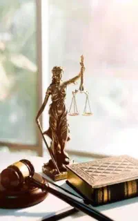 وکیل دیوان عدالت اداری / مشاوره حقوقی