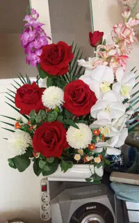 گل مصنوعی با گلدان چینی نونو