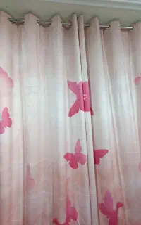 پرده مخمل پروانه ای