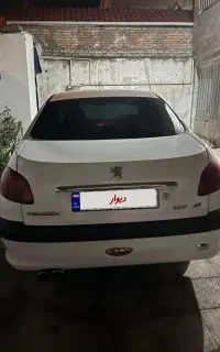 ۲۰۶ V8 SD