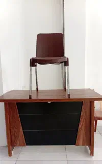 میز و صندلی