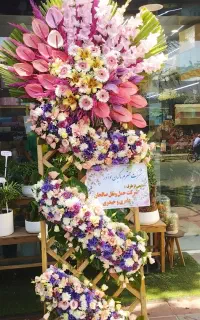 استخدام گل آرا ماهر  برای گل فروشی