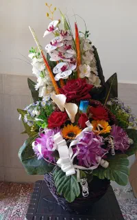 سبد گل بزرگ