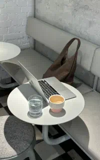 استخدام گرافیست خانم