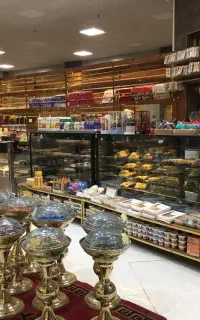 فروشنده ی ماهر و نیمه ماهر