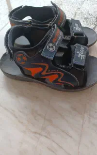صندل پسرانه سایز ۲۹