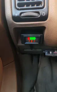 نمایشگر میزان شارژ باتری موبایل