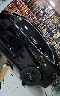 خدمات شیشه دودی و تزینات خودرو