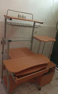 میز کامپیوتر