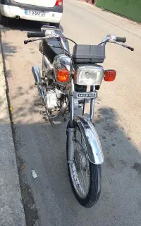 موتور سیکلت ۱۲۵ مدل ۸۳ مدارک کامل
