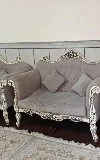 مبل ژوبین