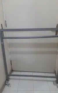 دارقالی به همراه وسایل و نقشه قالیچه در باغ گل