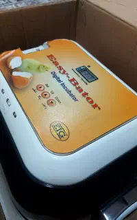 دستگاه جوجه کشی ایزی باتور ۵
