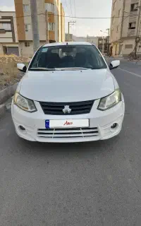 ساینا تمیزومرتب وبدون رنگ.وکارمندی