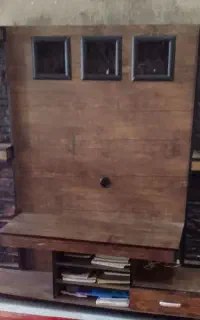 میز تلویزیون در حد نو
