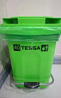 سطل زباله پدال دار