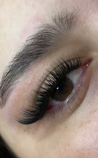کاشت مژه کاشت ناخن لیفت ابرو