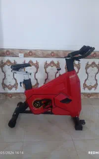 دوچرخه ثابت فرش وی مدلFW8000