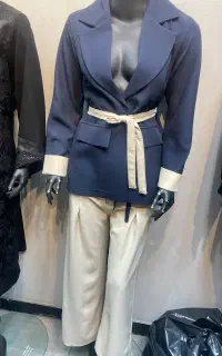 فروشنده مانتو