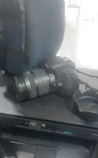 دوربین 700d
