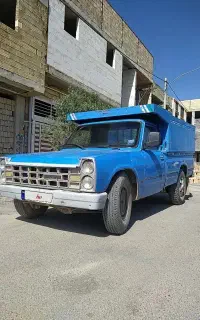 نیسان وانت مدل۸۱
