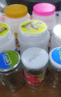 دبه ماست و شیشه