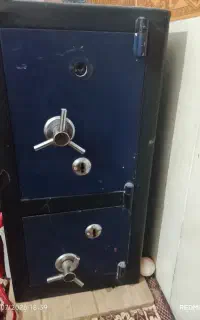 گاوصندوق دو طبقه