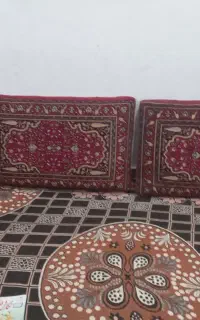 ۳ عدد پشتی سالم برای فروش