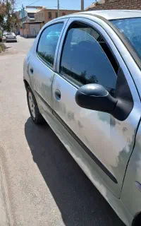 پژو ۲۰۶ مدل ۱۳۸۳