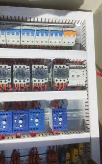 خدمات برق صنعتی و ساختمان