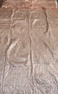 وسط لحاف وبالش